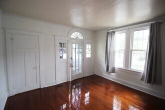 3300 Napoleon Ave in New Orleans, LA - Building Photo - Building Photo