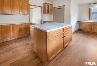 4121 N University St in Peoria, IL - Building Photo - Building Photo