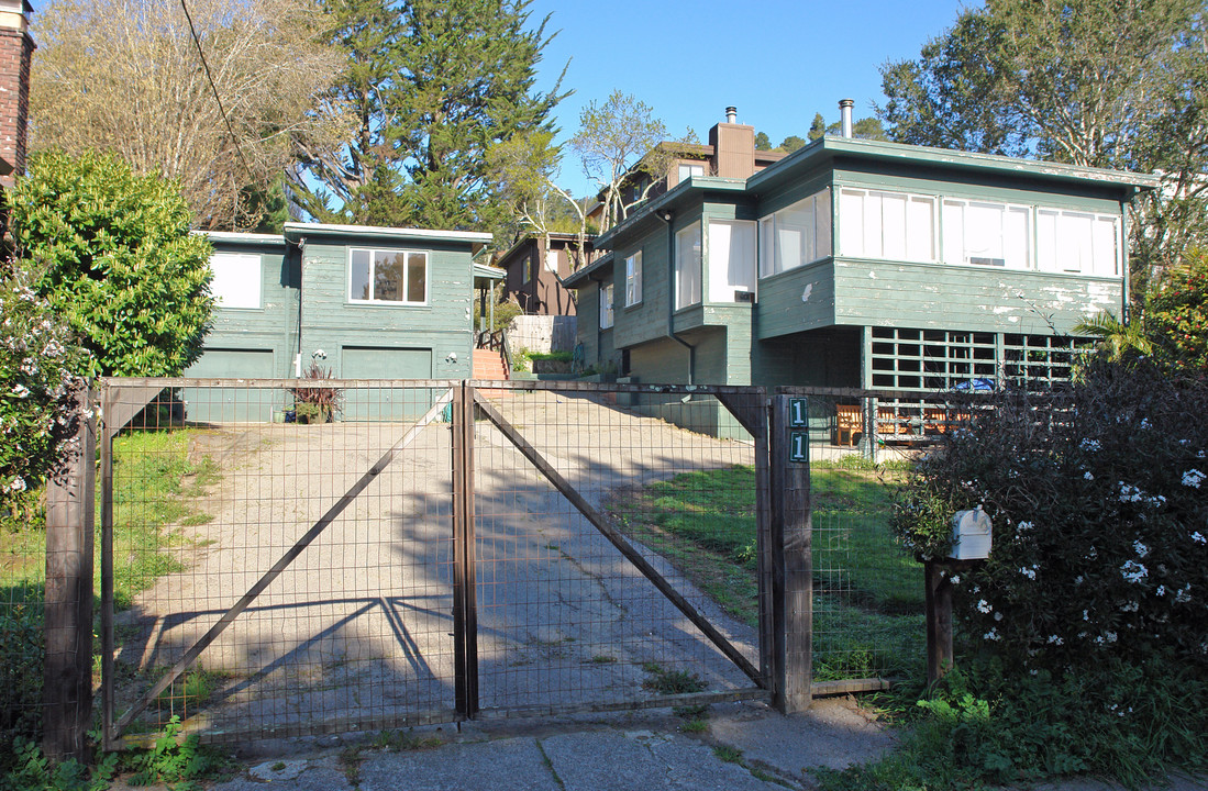 11-15 Elma St in Mill Valley, CA - Building Photo