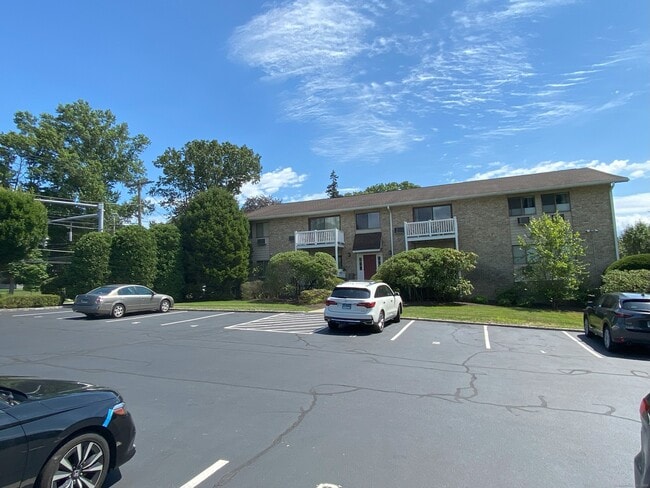property at 180 Glenbrook Rd