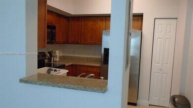 1723 SW 2nd Ave, Unit 608 in Miami, FL - Foto de edificio - Building Photo