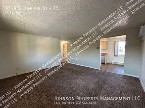 1719 S Juniper St in Nampa, ID - Building Photo - Building Photo