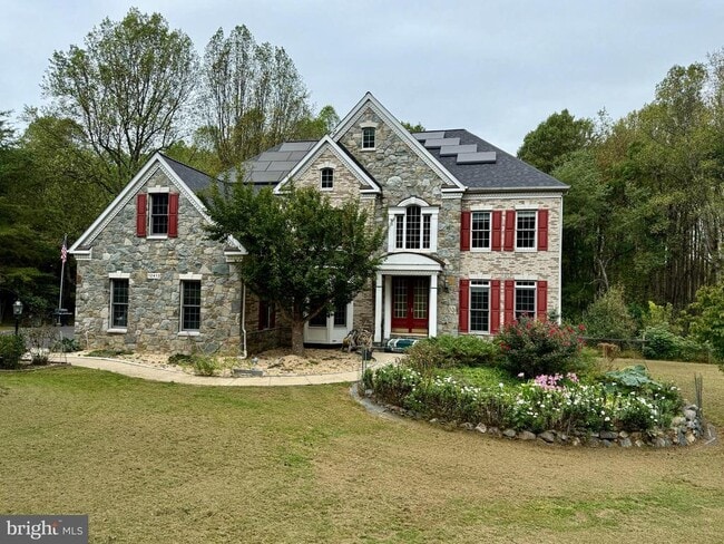 12413 Pueblo Rd in Gaithersburg, MD - Building Photo - Building Photo