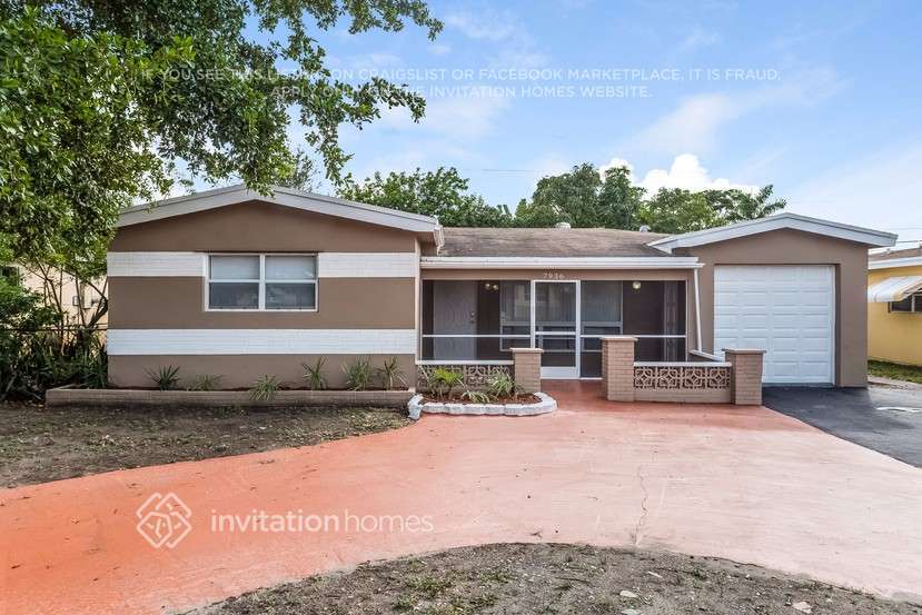 7936 Juniper St in Miramar, FL - Foto de edificio