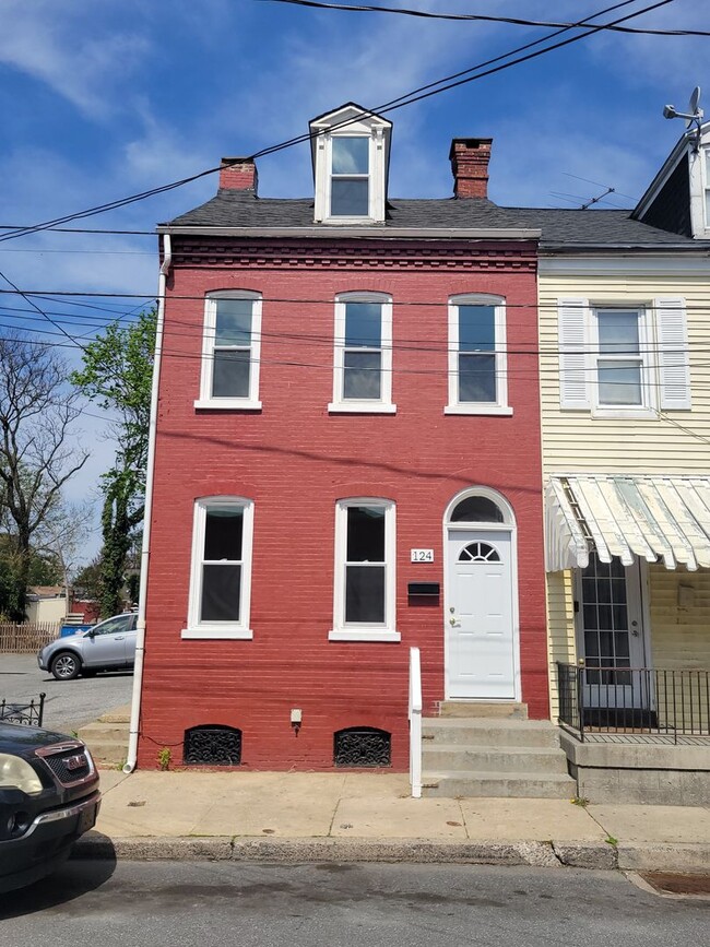 property at 124 Locust St