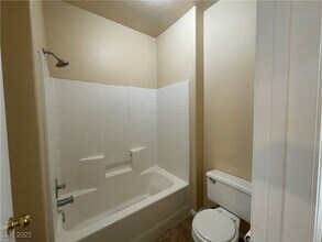 6800 Indian Chief Dr in Las Vegas, NV - Building Photo - Building Photo