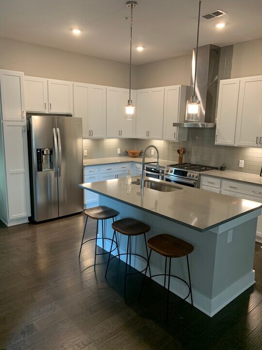 4325 Jackson Ave in Austin, TX - Building Photo