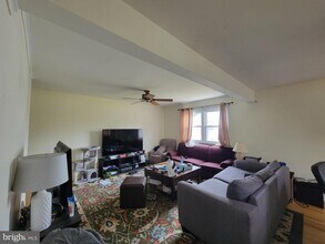 212 Cornell Rd in Glassboro, NJ - Building Photo - Building Photo