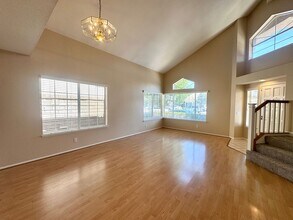 11586 Claridge Dr in Rancho Cucamonga, CA - Building Photo - Building Photo