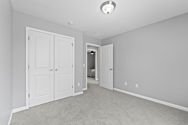 2134 Galahad Cv in Fort Wayne, IN - Foto de edificio - Building Photo