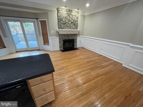 5729 Goldfinch Ct in Ilchester, MD - Building Photo - Building Photo
