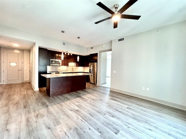 property at 9787 Katy Fwy