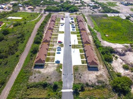 Roma 765 N Ebony Ave in Roma, TX - Building Photo