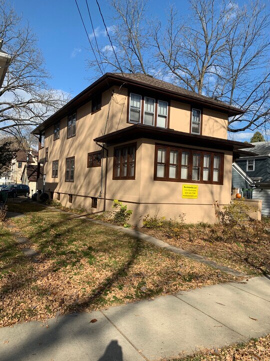 1608 Adams St, Unit 1 in Madison, WI - Foto de edificio
