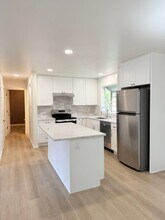 1722 147th Ave SE in Bellevue, WA - Building Photo - Building Photo