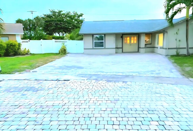 property at 19323 Carolina Cir