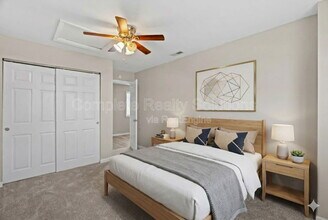 9750 Lorna Ln in St. Louis, MO - Building Photo - Building Photo