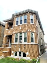 4745 S Karlov Ave, Unit 2 in Chicago, IL - Building Photo