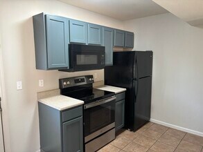 4012 Snowy Owl Dr in Columbia, MO - Building Photo - Building Photo