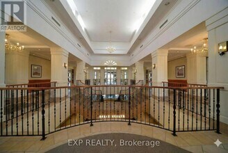 710 Humberwood Blvd in Toronto, ON - Building Photo - Building Photo