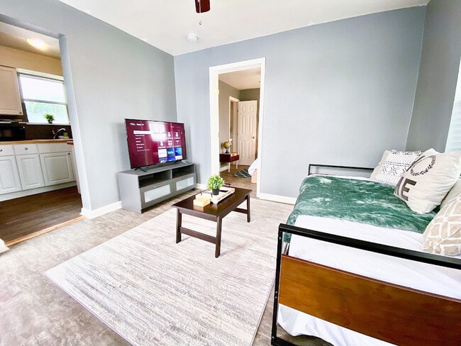 1804 Morgan Ave in Corpus Christi, TX - Foto de edificio - Building Photo