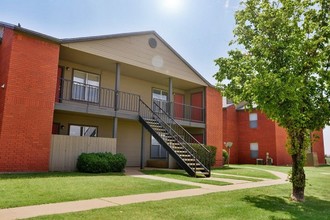 Windmill Apartments in Slaton, TX - Foto de edificio - Building Photo