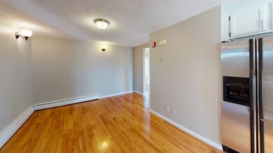 27 Kelley Ct, Unit A in Boston, MA - Building Photo - Building Photo