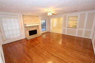 2422 Stephens Grant Dr in Sugar Land, TX - Building Photo - Building Photo