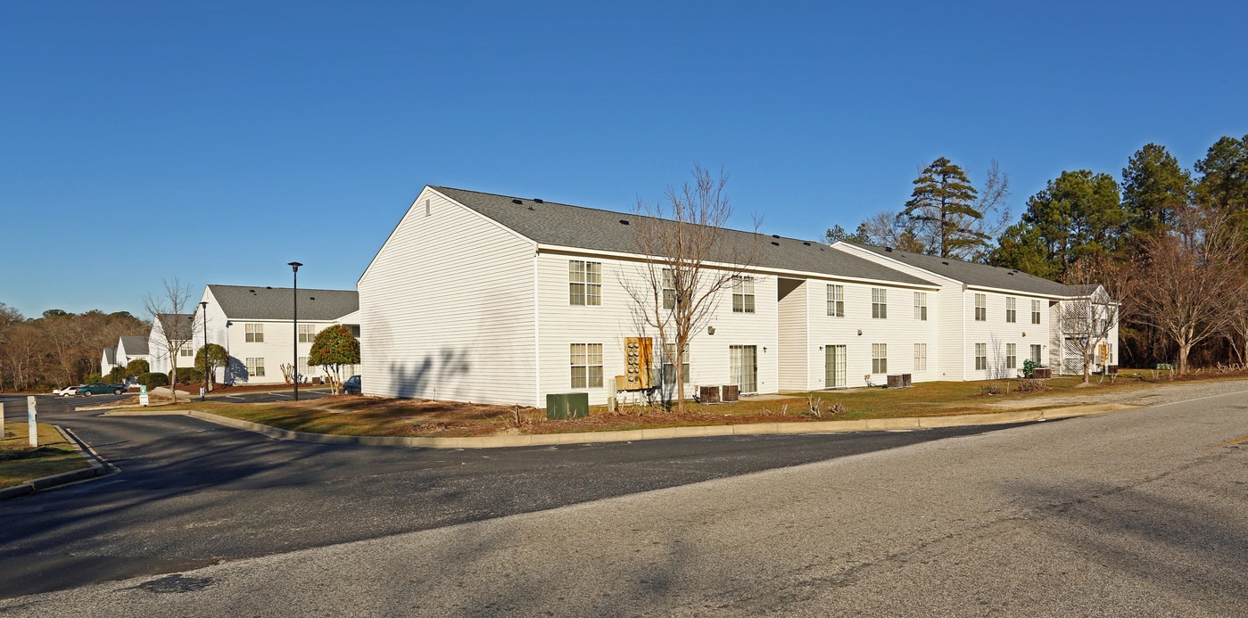 Deerfield Run Apartments in Columbia, SC - Building Photo