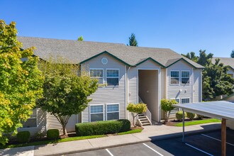 Cascade View in Vancouver, WA - Foto de edificio - Building Photo