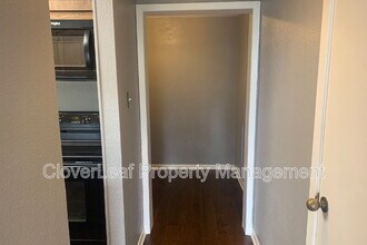 7701 Wurzbach Rd in San Antonio, TX - Building Photo - Building Photo