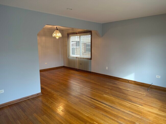 3742 N Harlem Ave in Chicago, IL - Building Photo - Building Photo