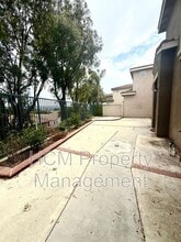 301 N Navarette Pl in Placentia, CA - Building Photo - Building Photo