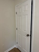 2502 Barge Rd SW in Atlanta, GA - Building Photo - Building Photo