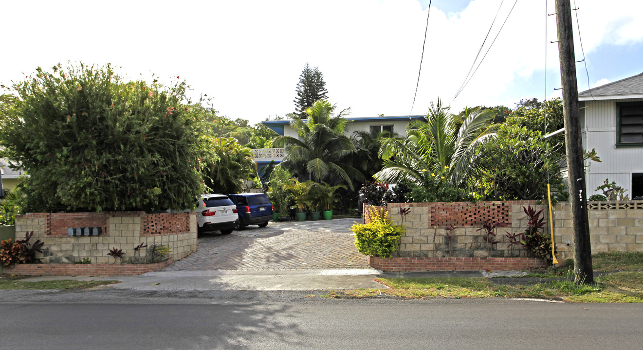 129 Alala Rd in Kailua, HI - Building Photo