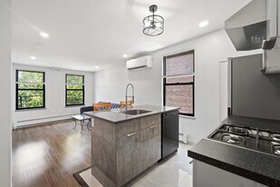 232 1st St in Jersey City, NJ - Building Photo