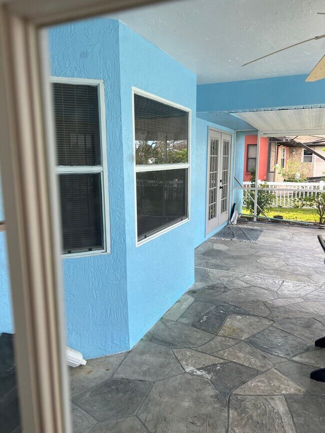 5405 Barlow Terrace in North Port, FL - Building Photo - Building Photo