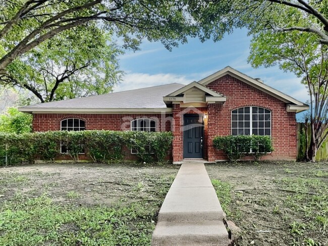 property at 1220 Weaver St