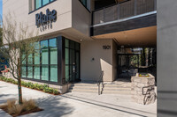 Blake Lofts in Los Angeles, CA - Foto de edificio - Building Photo