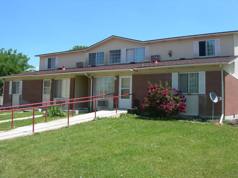 Castle Country Apartments in Price, UT - Foto de edificio