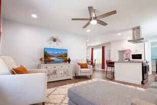 445 Short Hills Dr in Charlotte, NC - Building Photo