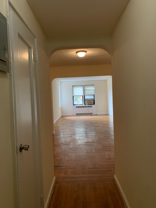 3017 Riverdale Ave Apartments and Nearby Bronx Apartments For Rent