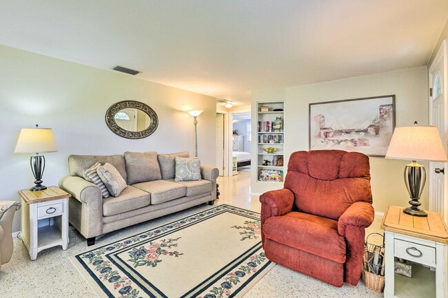 property at 896 S Venice Blvd