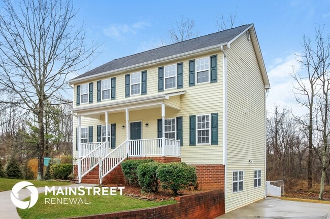 6500 Valley Oak Dr in Clemmons, NC - Building Photo - Building Photo