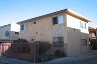 7234-7236 Milwood Ave in Canoga Park, CA - Building Photo - Building Photo