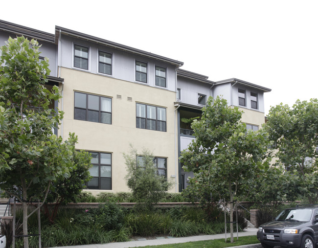 The Estuary in Oakland, CA - Foto de edificio - Building Photo