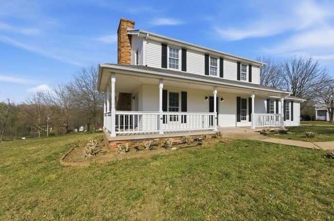 212 Old Columbia Rd in Dickson, TN - Building Photo - Building Photo