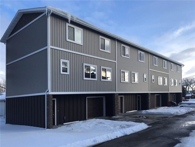 Harvest Landing Townhomes in Billings, MT - Building Photo - Other