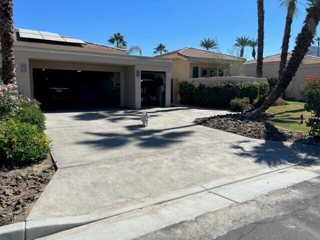 75477 Riviera Dr in Indian Wells, CA - Building Photo
