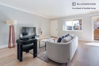 848 Jordan Ave, Unit FL2-ID2091 in Los Altos, CA - Building Photo - Building Photo